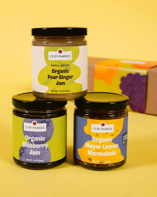Sunshine and Berries – Organic Jam Trio with Citrus, Berry & Spiced Pear Flavors – 3 Jar Gift Set